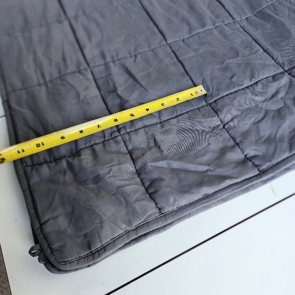 9.5 lbs Weighted Blanket Adult Gray Super Soft Crystal Cover Glass Bead 47"x70" - Picture 4 of 10